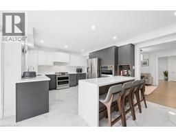 2pc Bathroom - 1194 Queen Victoria Avenue, Mississauga, ON L5H3H3 Photo 14