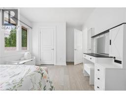 1194 Queen Victoria Avenue, Mississauga, ON L5H3H3 Photo 28