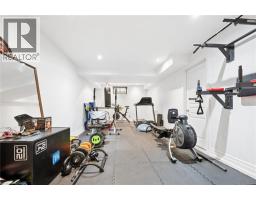 1194 Queen Victoria Avenue, Mississauga, ON L5H3H3 Photo 34