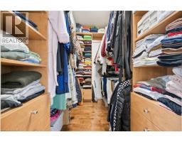 1194 Queen Victoria Avenue, Mississauga, ON L5H3H3 Photo 24