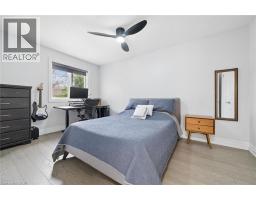 1194 Queen Victoria Avenue, Mississauga, ON L5H3H3 Photo 29