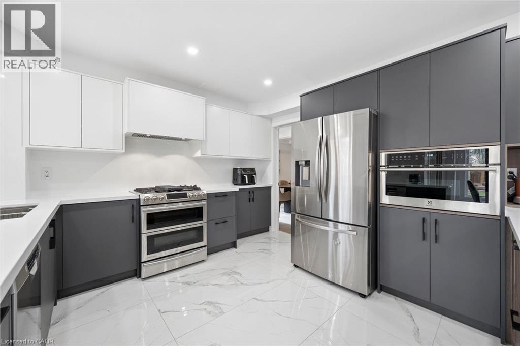 1194 QUEEN VICTORIA Avenue - Image 15