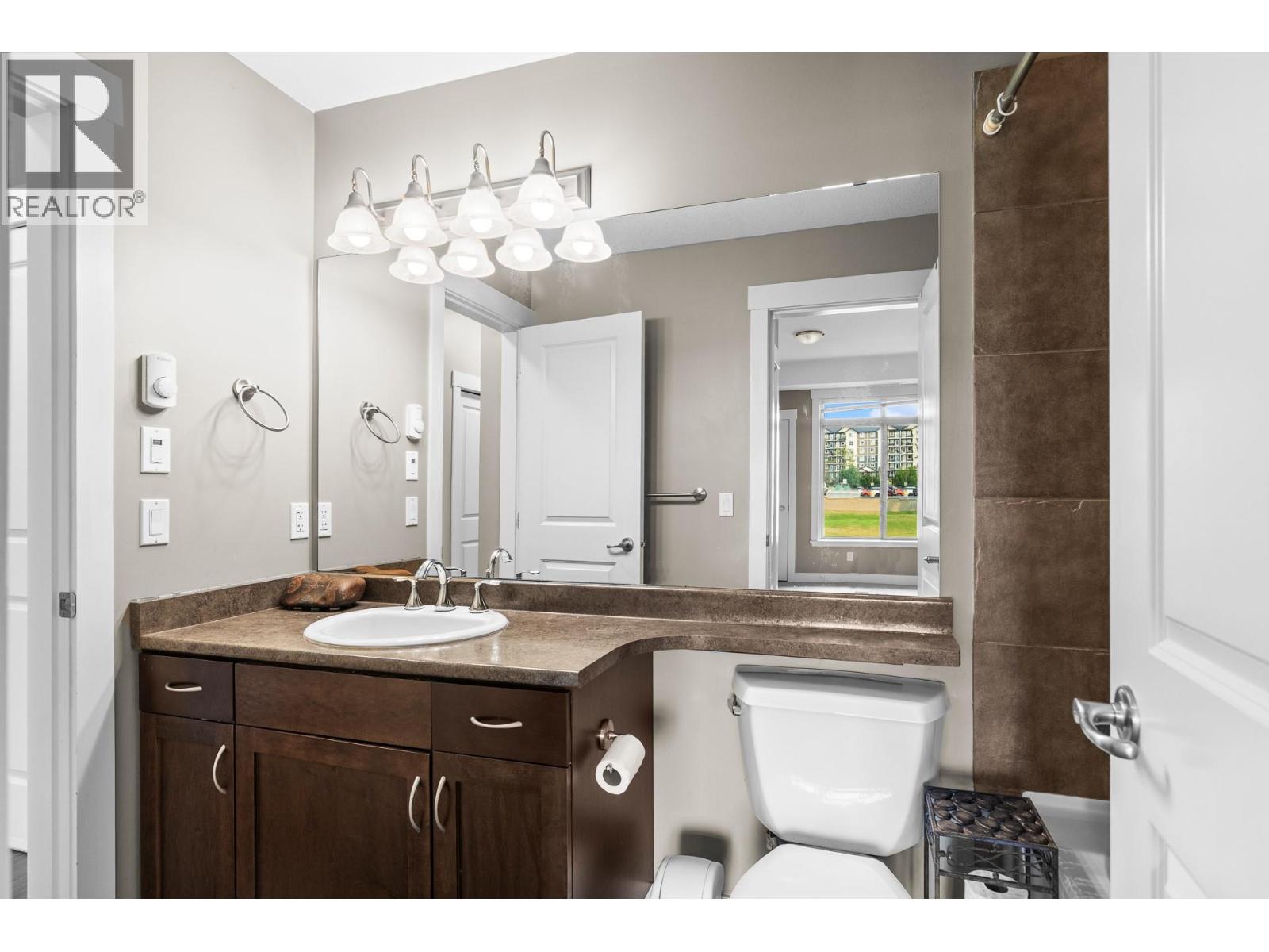 #212 3533 Carrington Road - 5