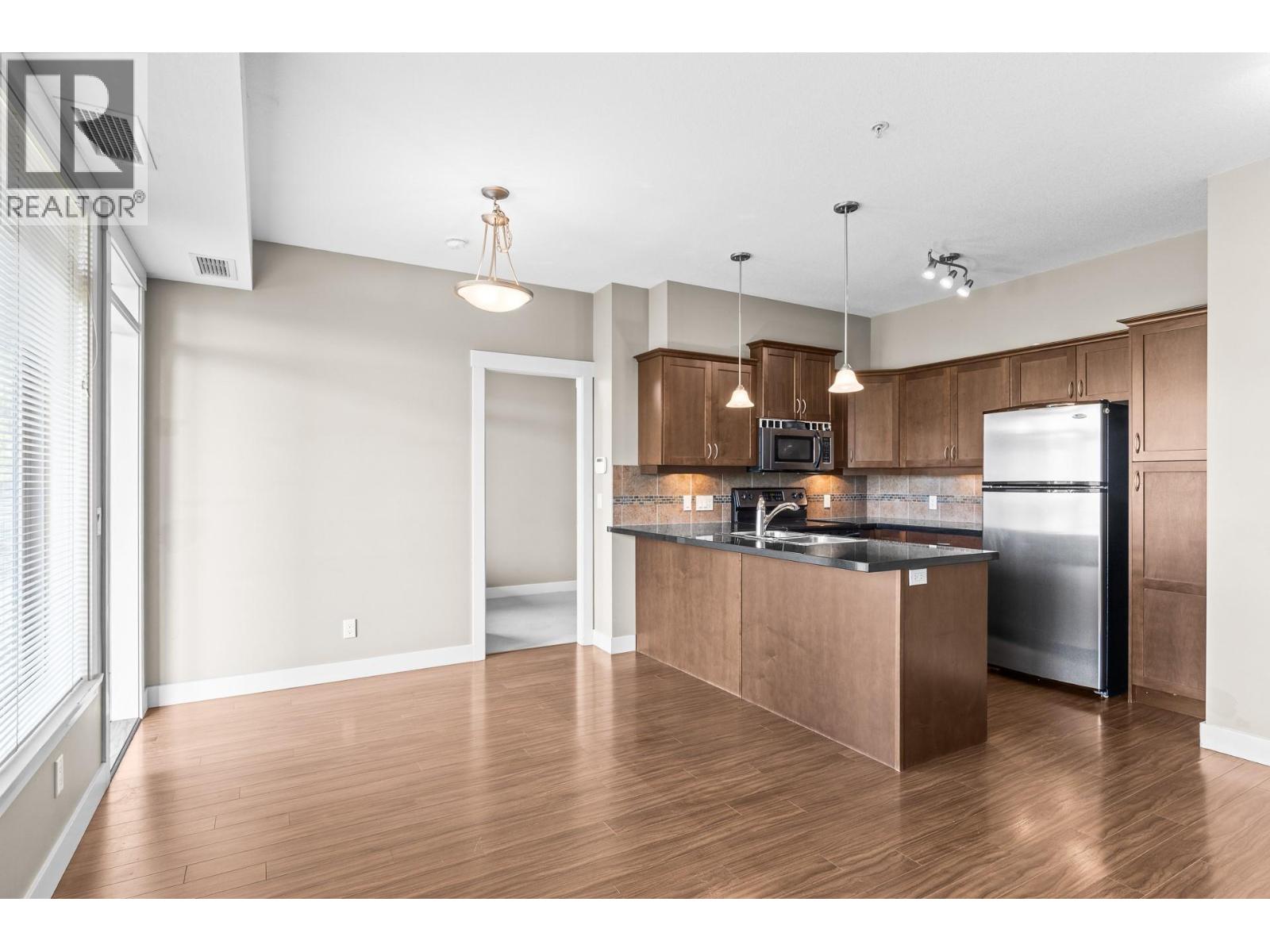 #212 3533 Carrington Road - 14