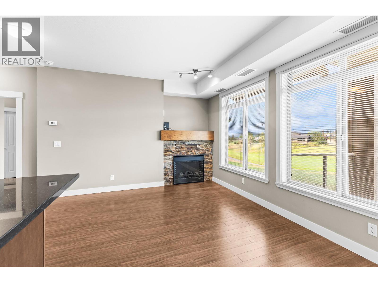 #212 3533 Carrington Road - 11