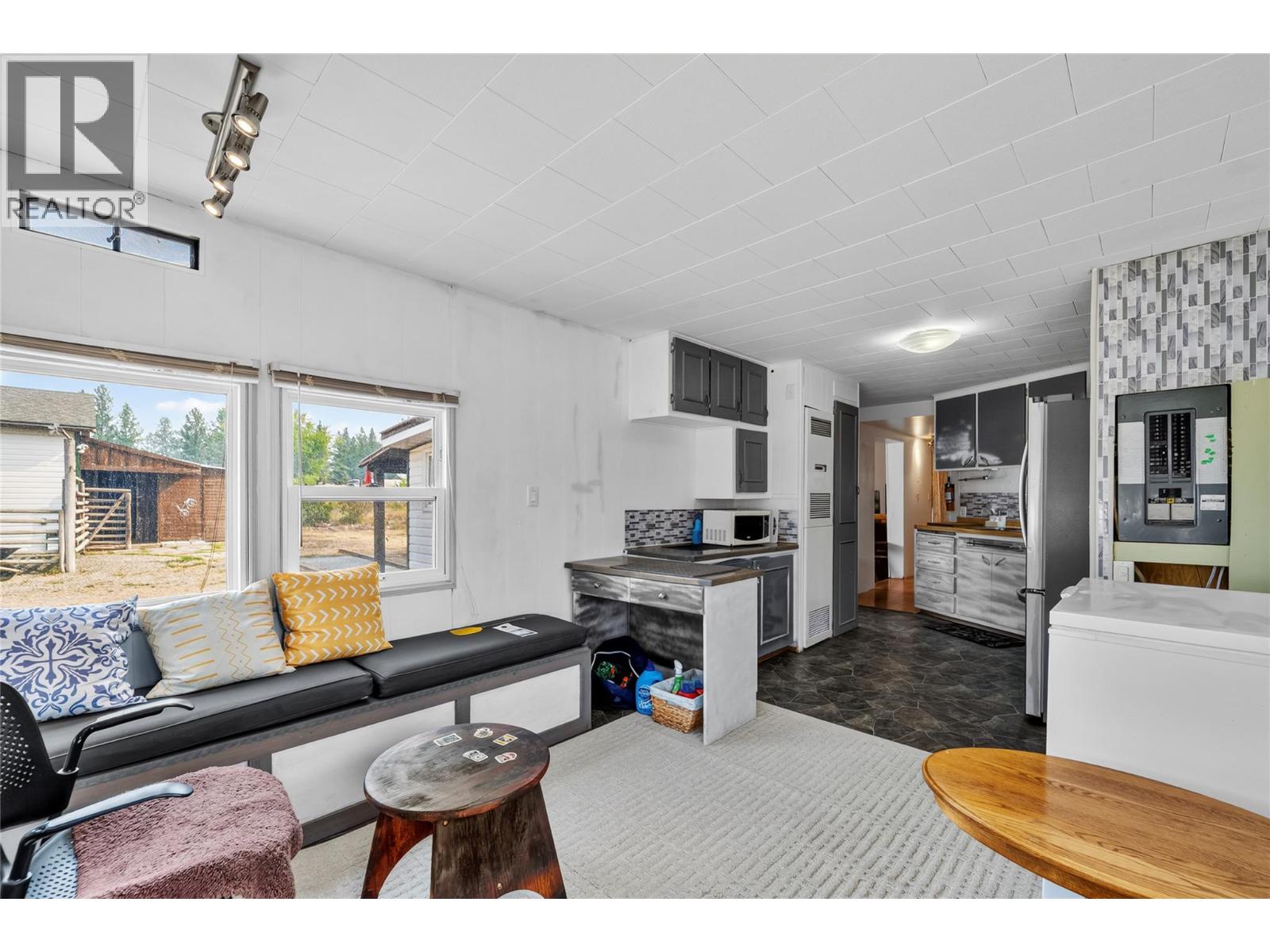 443 Morgan Avenue - 13
