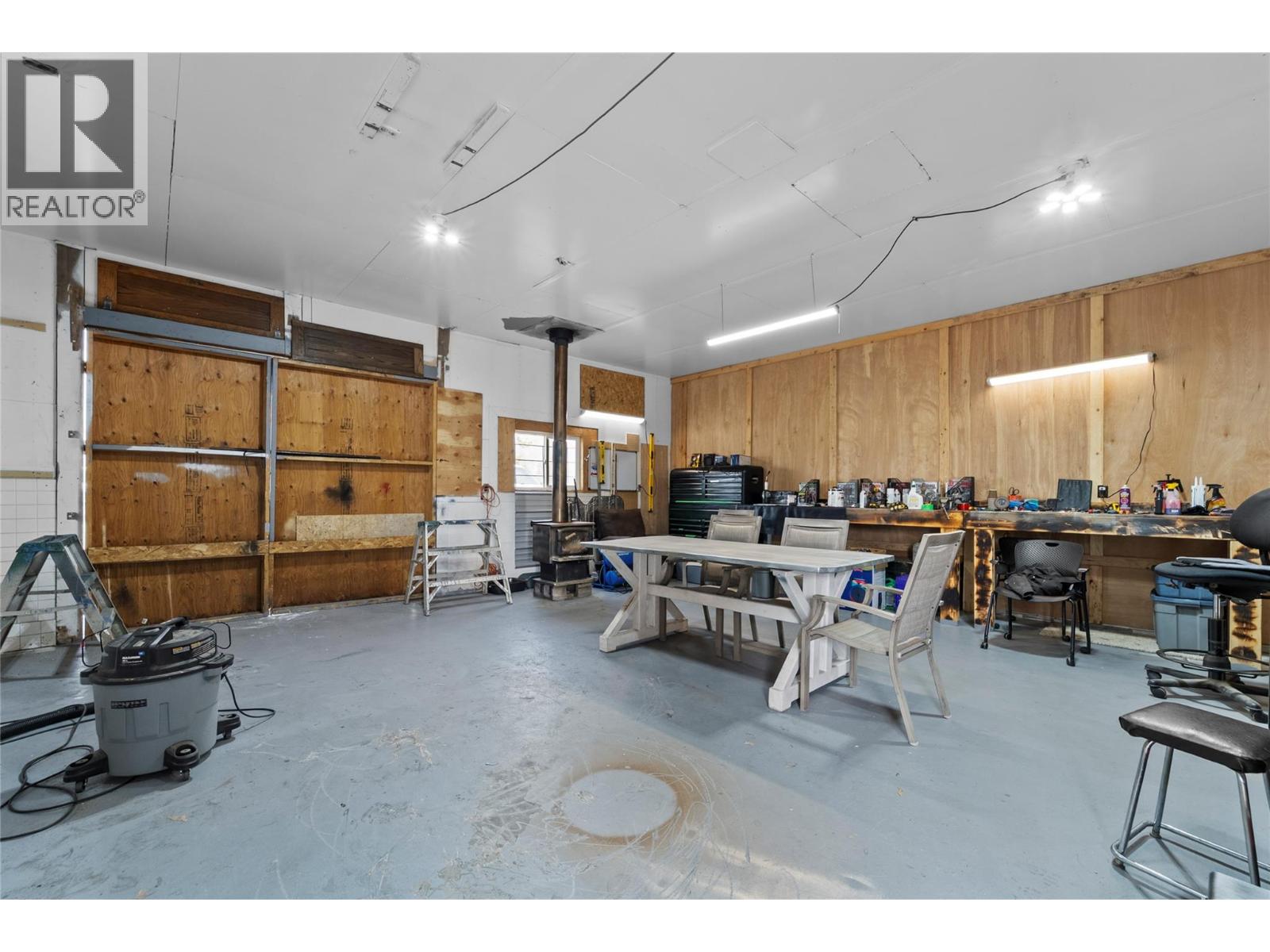 443 Morgan Avenue - 29