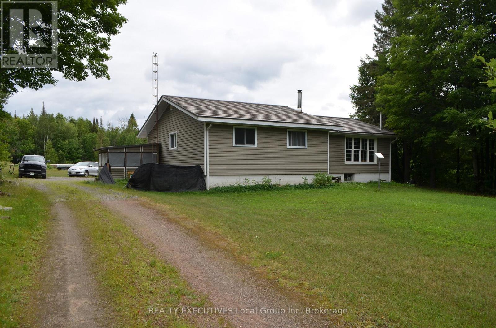 1405 PIONEER ROAD - Image 4