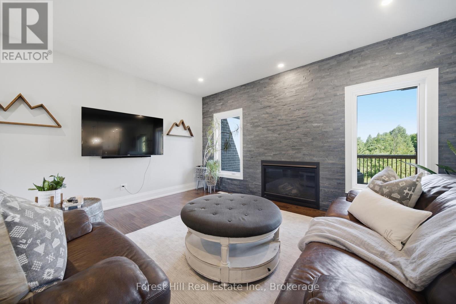 1029 SIXTH STREET - Image 12