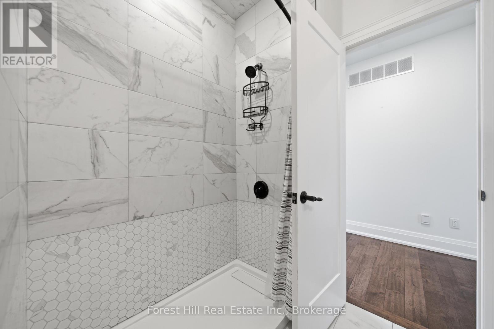 1029 SIXTH STREET - Image 33