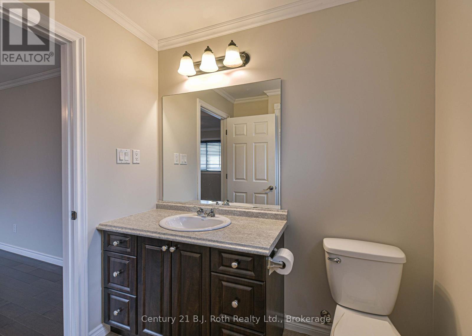 65 COURTLAND STREET - Image 34