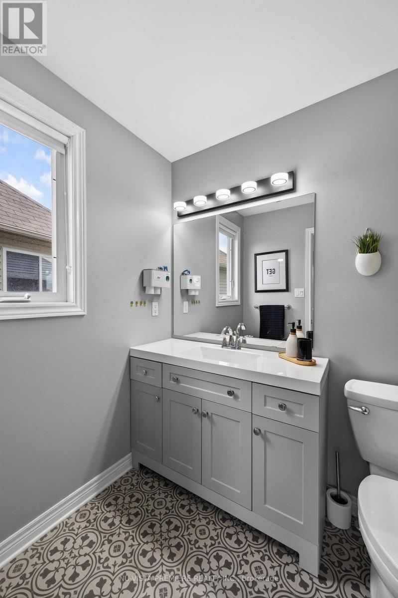 1582 CHELTON PLACE - 22