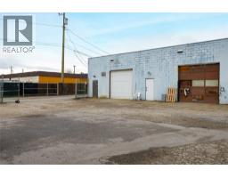 4313 25 Avenue Unit# 2a & 3a, Vernon, BC V1T1P5 Photo 9