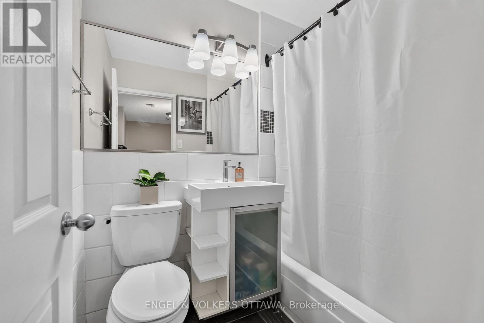 2 Bed, 1 Bath House for Sale in Ottawa – 119 – 12 CORKSTOWN ROAD, Ottawa – MLS# X13587236 - Image 47