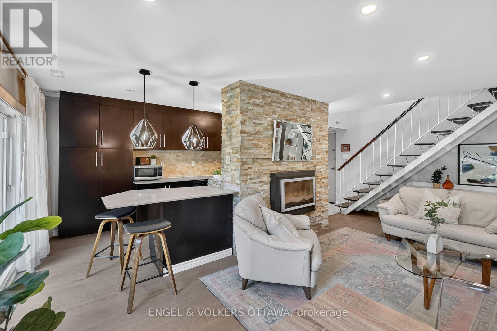 2 Bed, 1 Bath House for Sale in Ottawa – 119 – 12 CORKSTOWN ROAD, Ottawa – MLS# X13587236 - Image 5