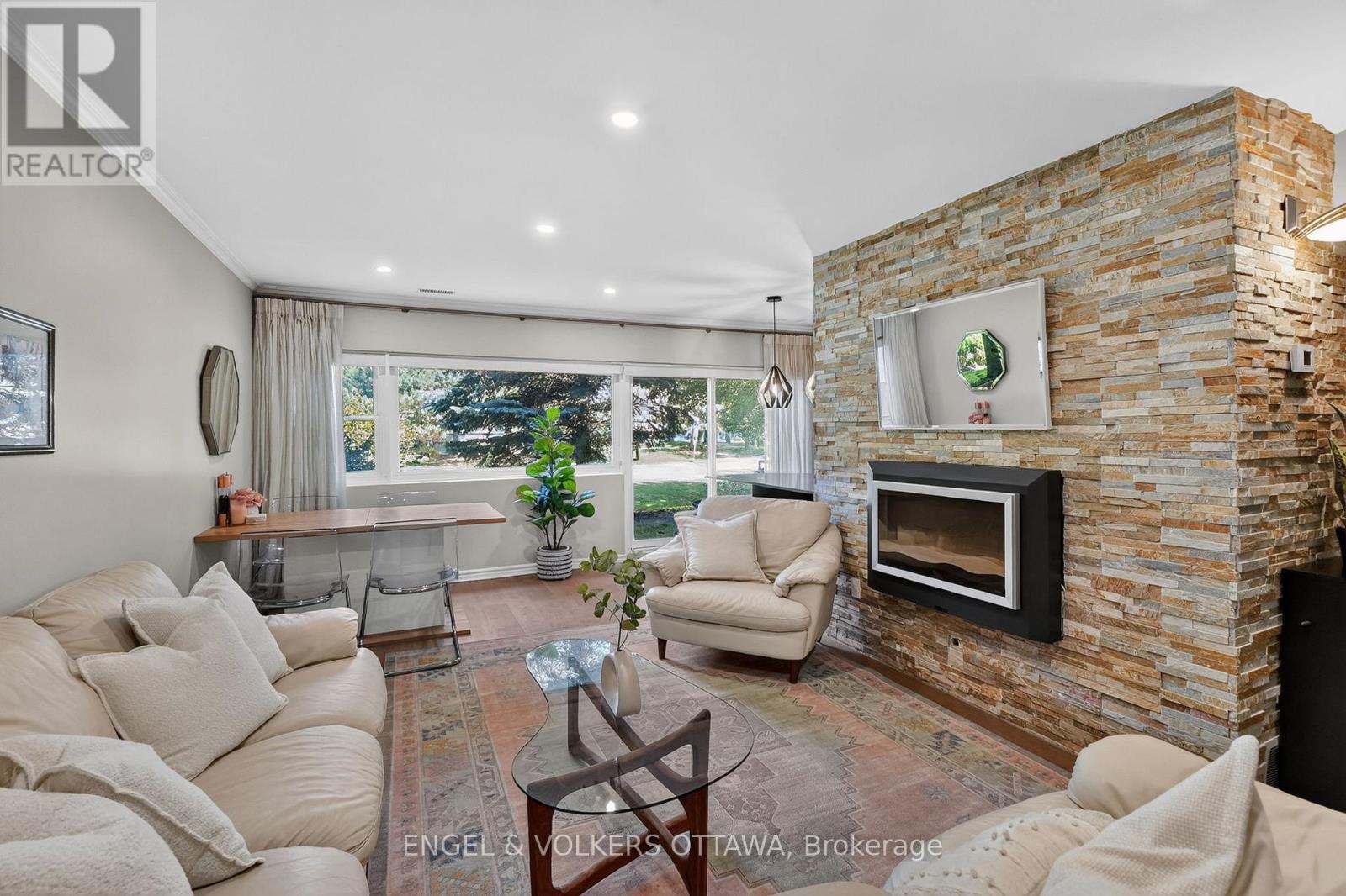 2 Bed, 1 Bath House for Sale in Ottawa – 119 – 12 CORKSTOWN ROAD, Ottawa – MLS# X13587236 - Image 11