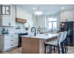13 Reddley Place thumbnail 3