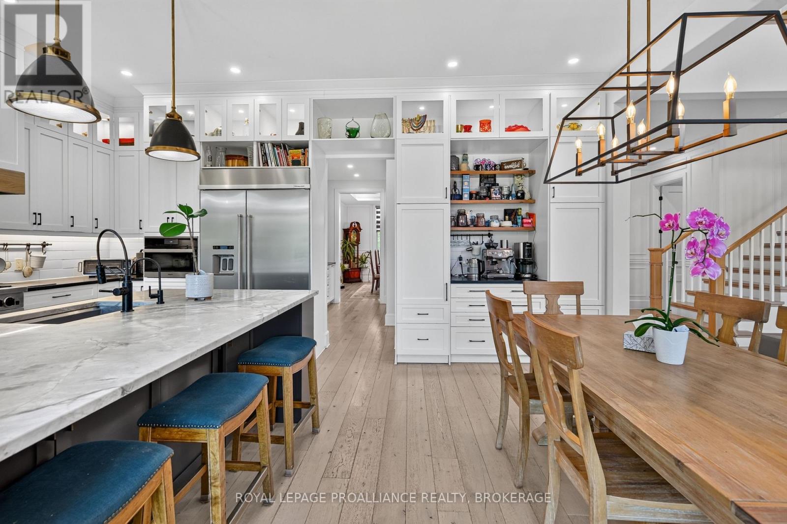86 MACDONNELL STREET - 12