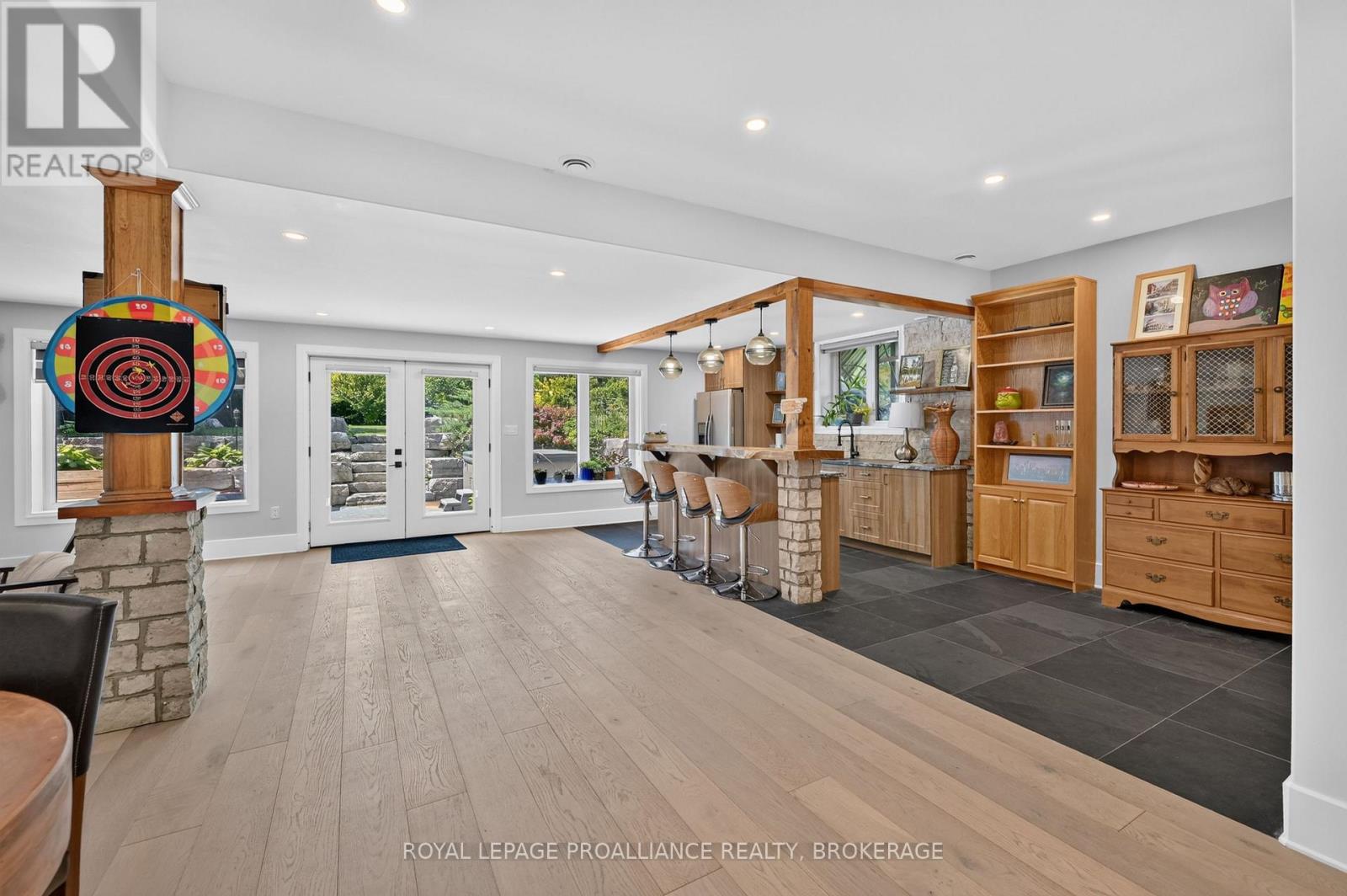 86 MACDONNELL STREET - 39