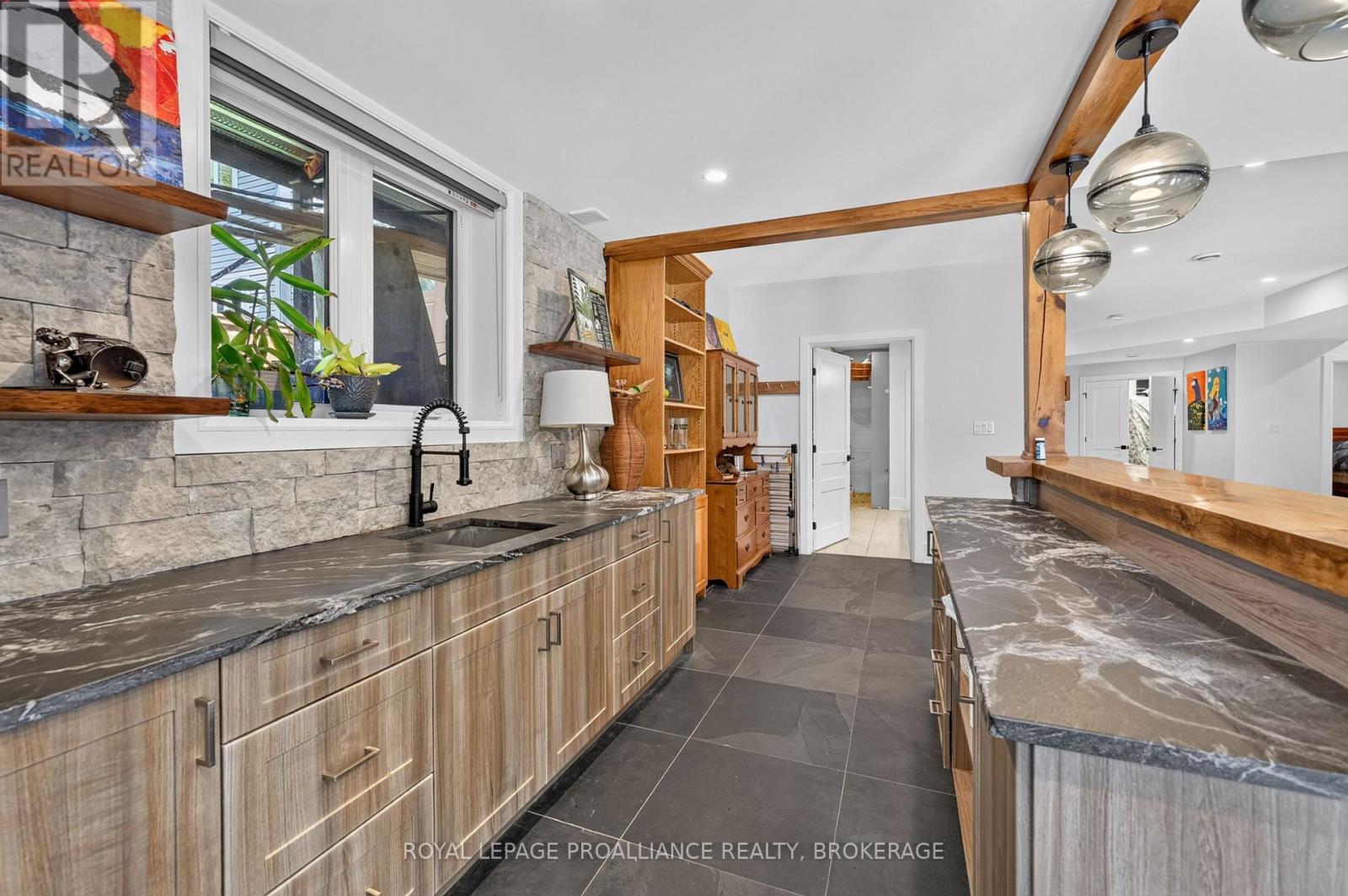 86 MACDONNELL STREET - Image 41