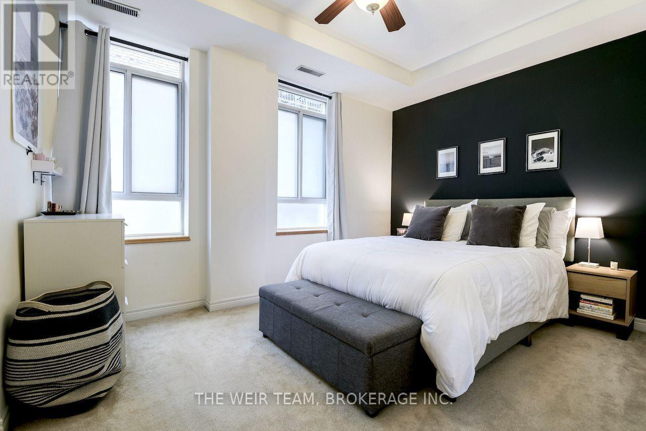 #202 135 MAITLAND STREET - 12
