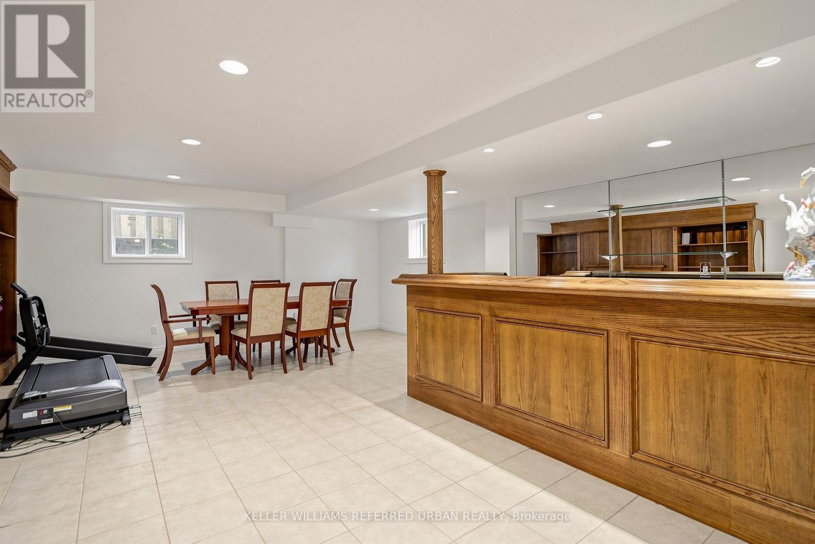 290 EMPRESS AVENUE - 25