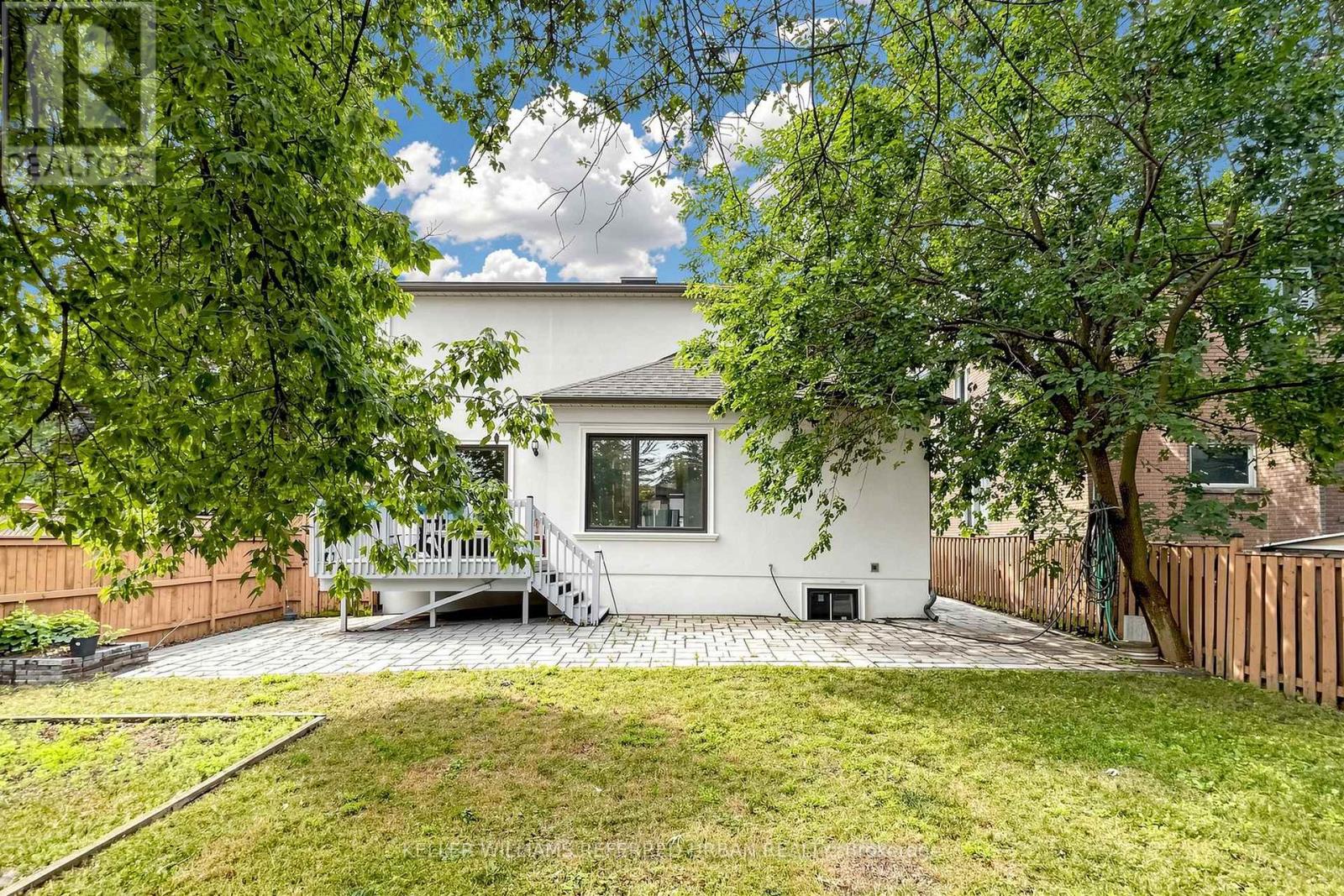 290 EMPRESS AVENUE - 29