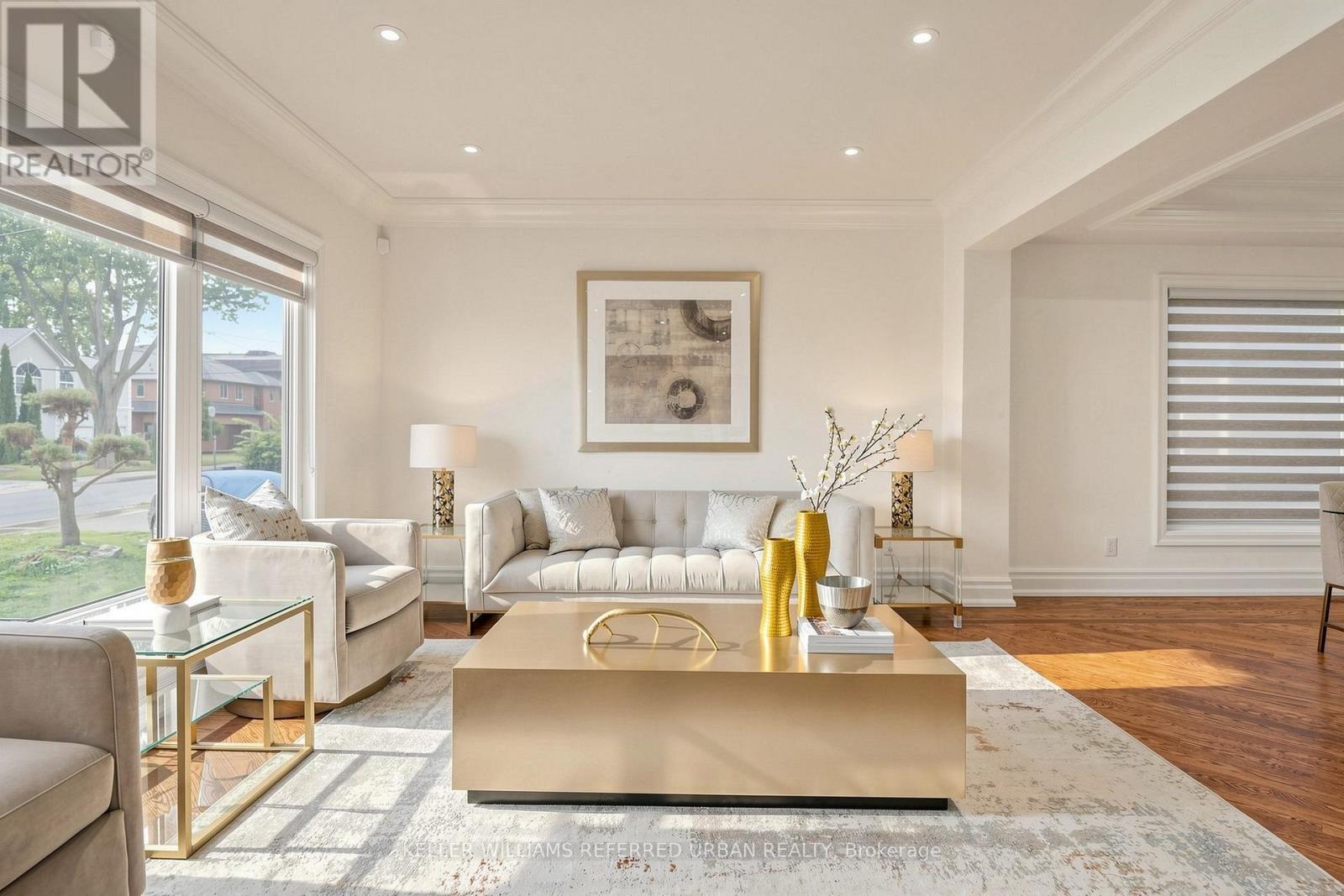290 EMPRESS AVENUE - 4
