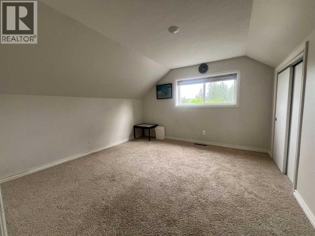4238 5 Avenue - Photo 18