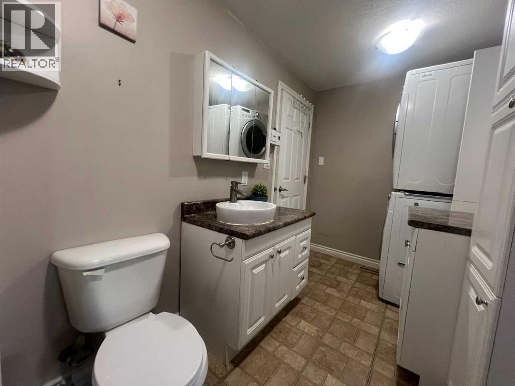 4238 5 Avenue - Photo 16
