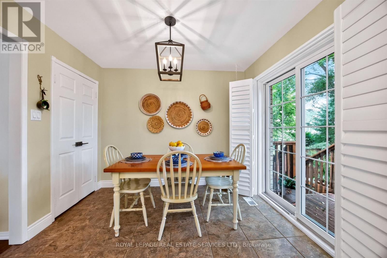 45 ROSEMARIE CRESCENT - 11
