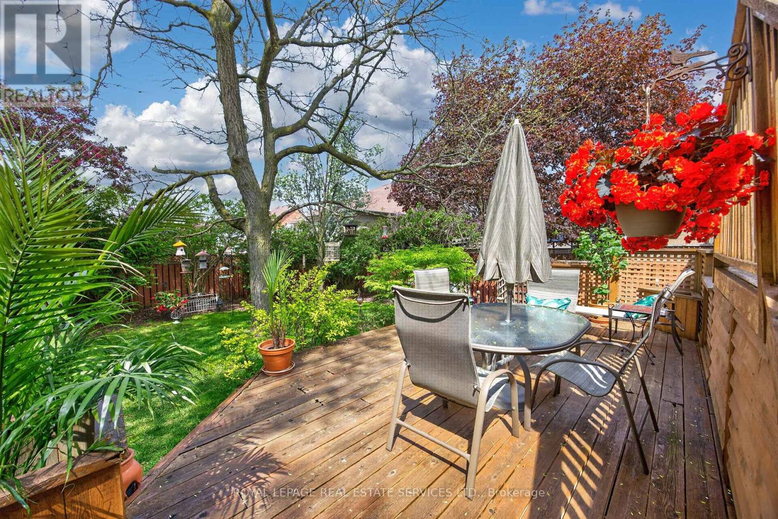 45 ROSEMARIE CRESCENT - 36