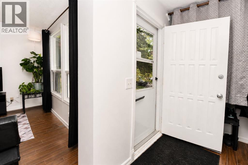 6527 Huntsbay Road NW, Huntington Hills, Calgary photo 3
