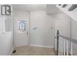 30 ROWE DRIVE — photo 3