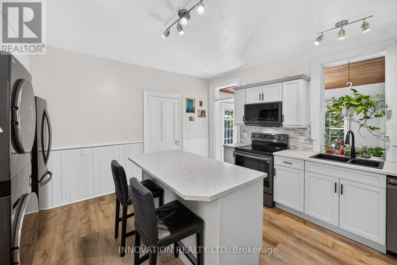 58 LAKE AVENUE E - 12