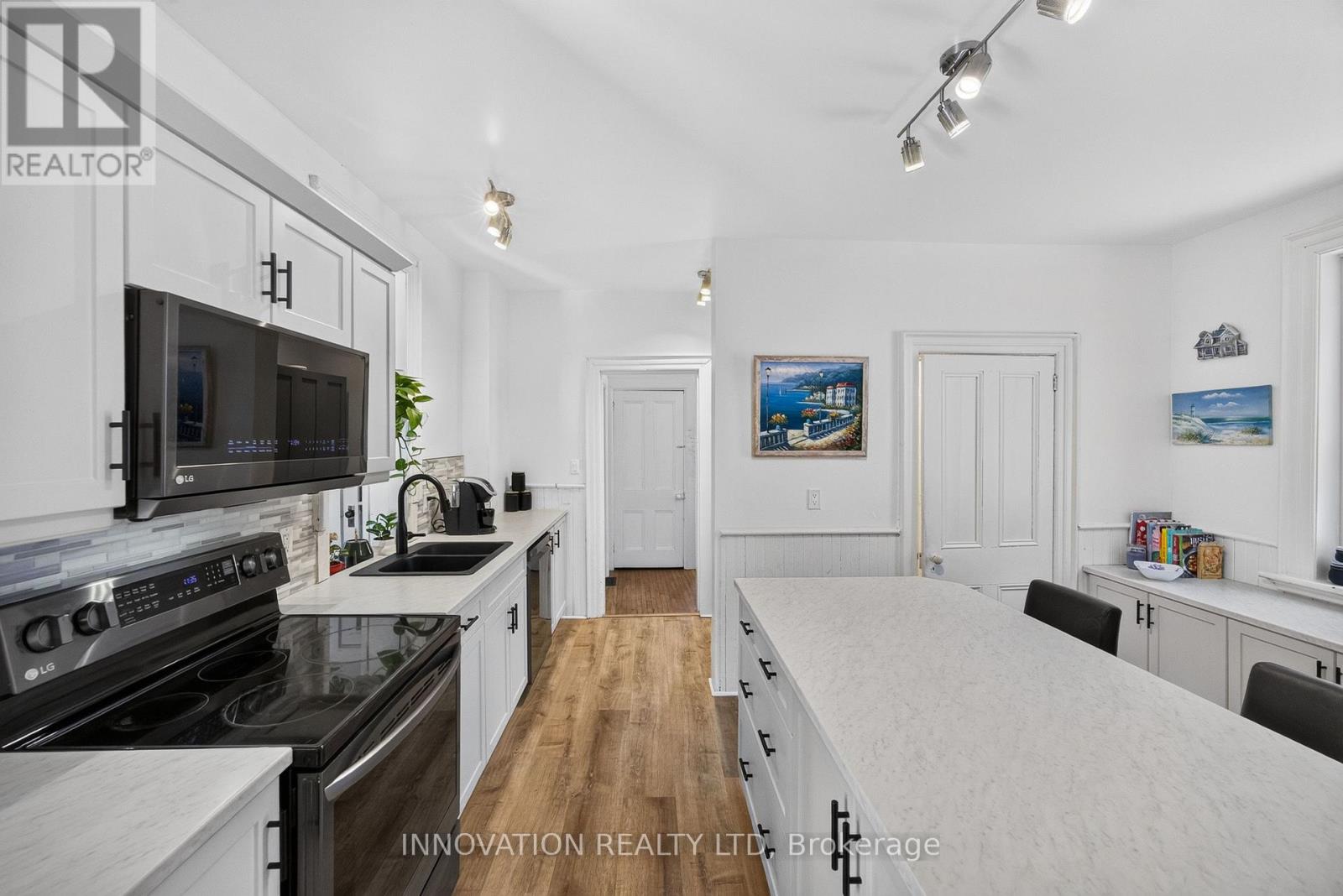 58 LAKE AVENUE E - 16