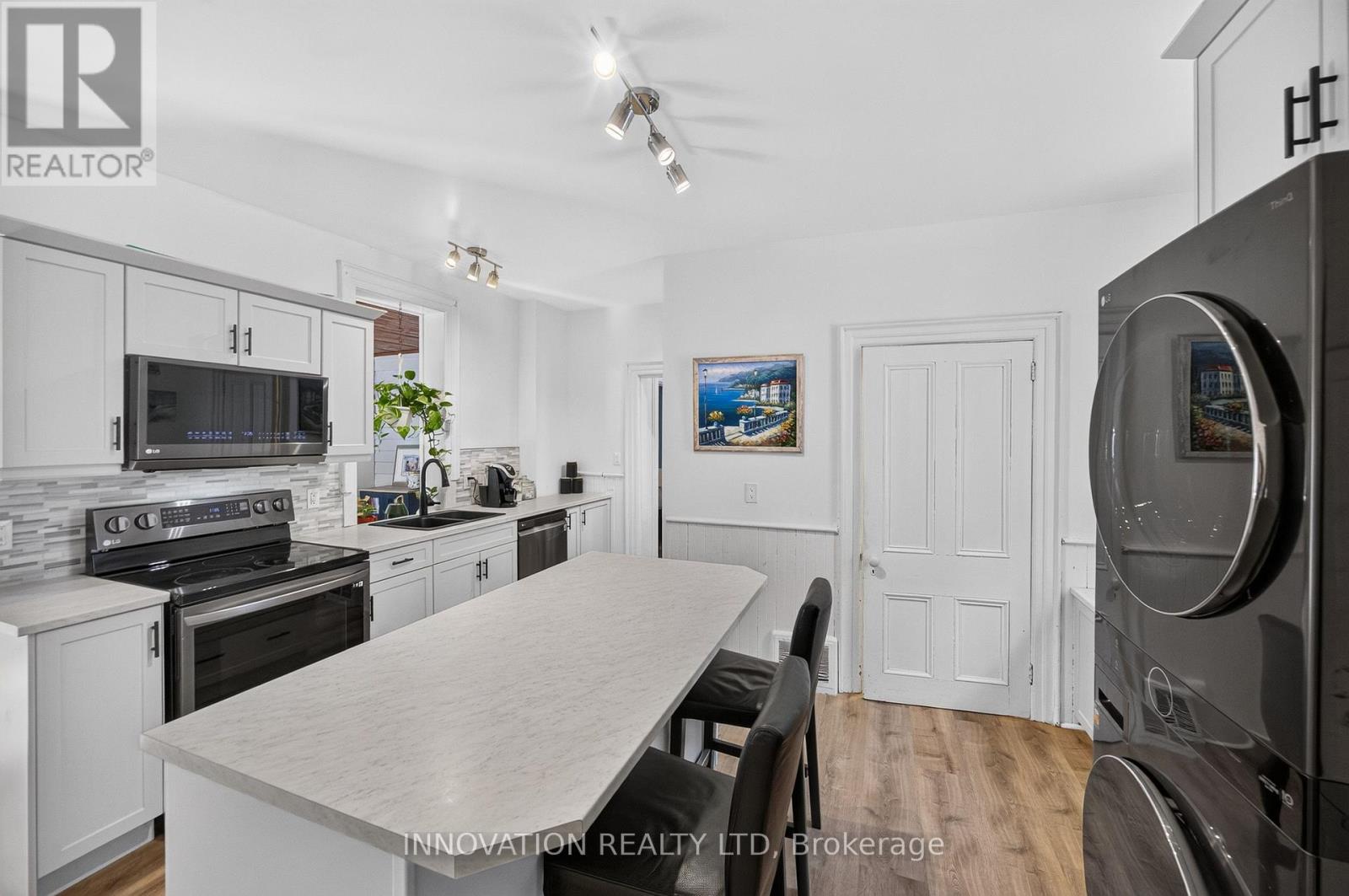 58 LAKE AVENUE E - 20