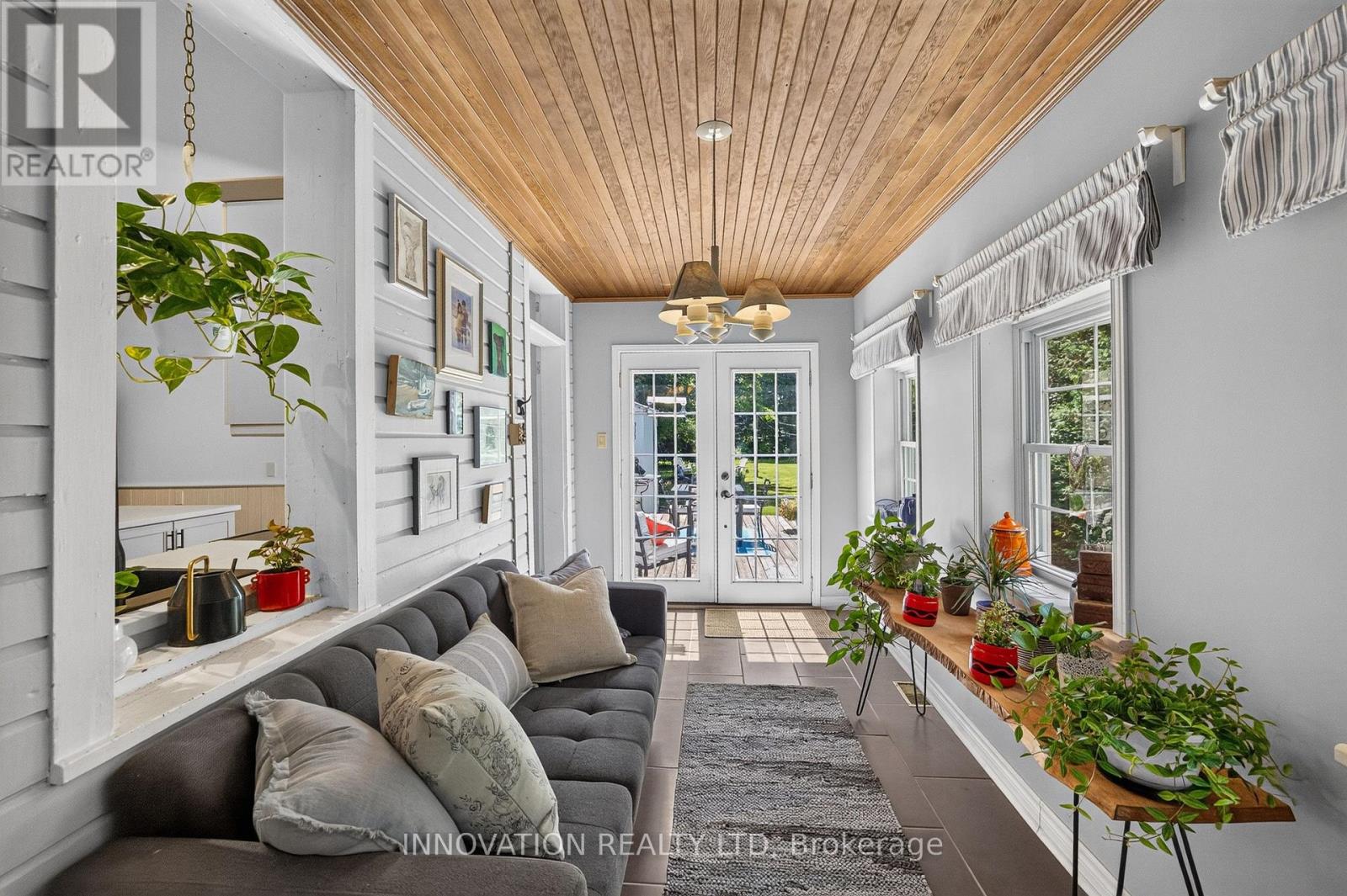 58 LAKE AVENUE E - 22