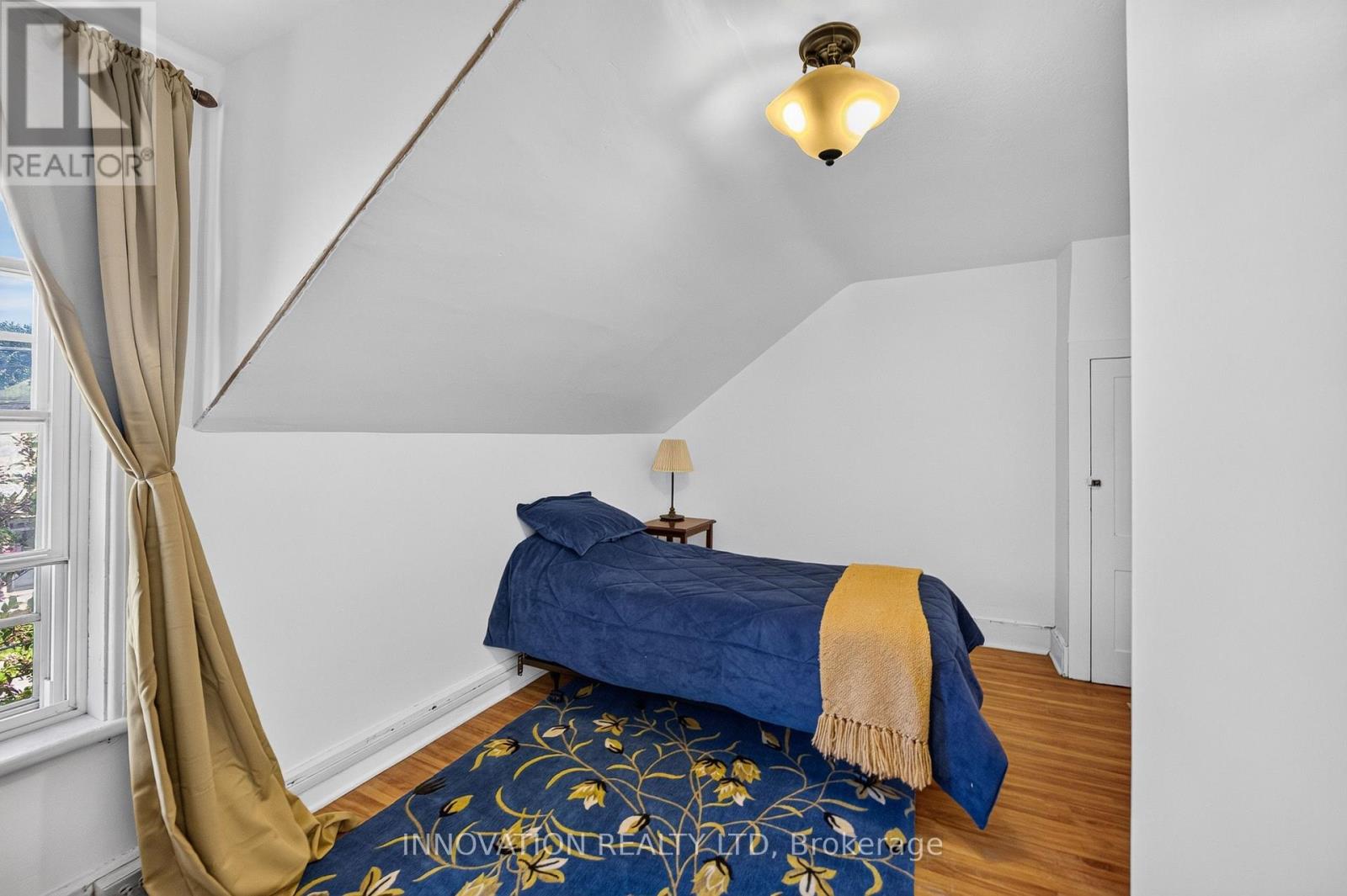 58 LAKE AVENUE E - 28