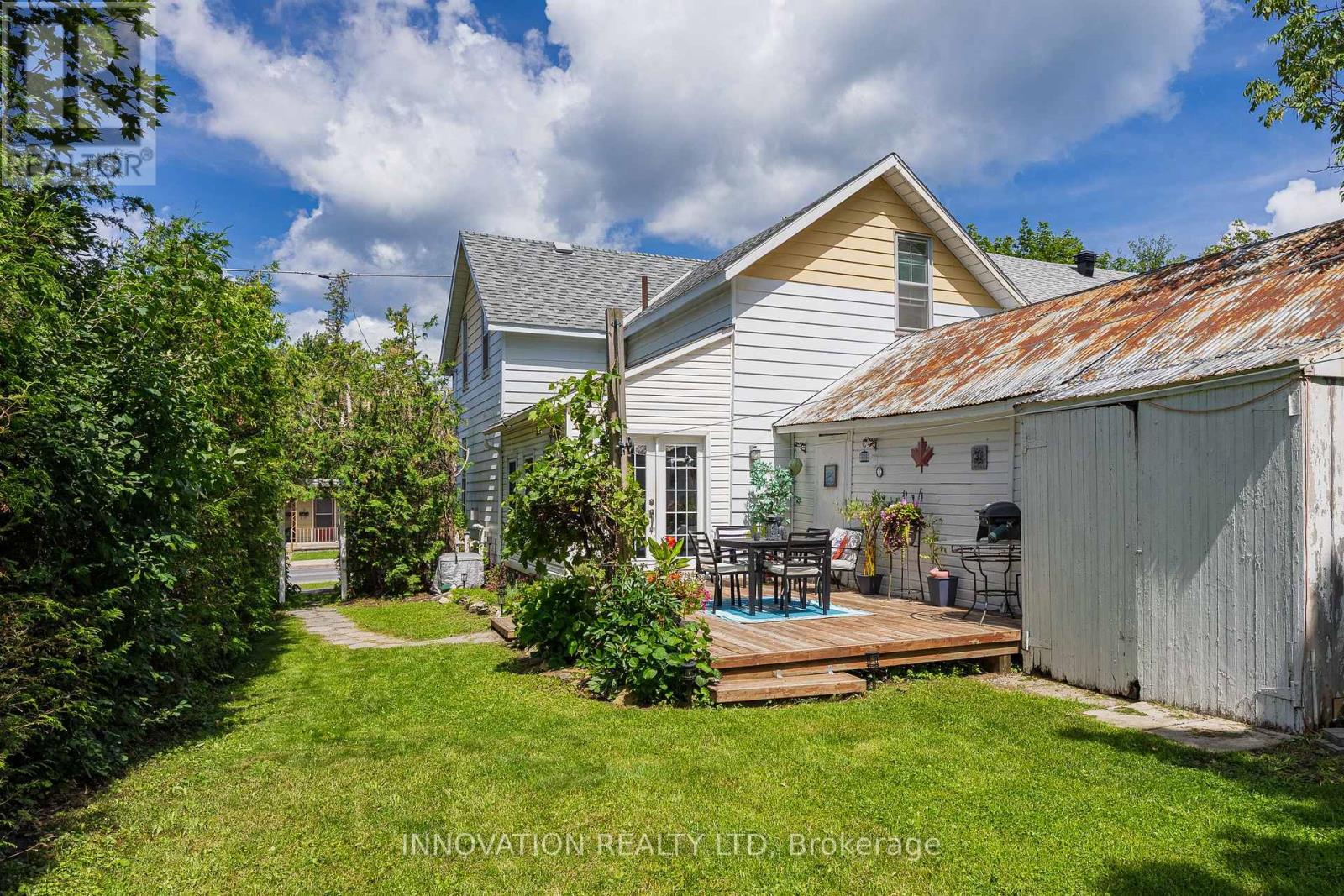 58 LAKE AVENUE E - 42