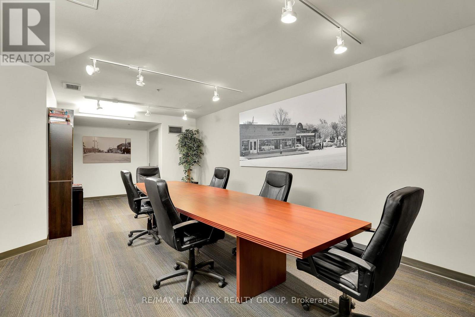 #411 575 BYRON AVENUE - 17