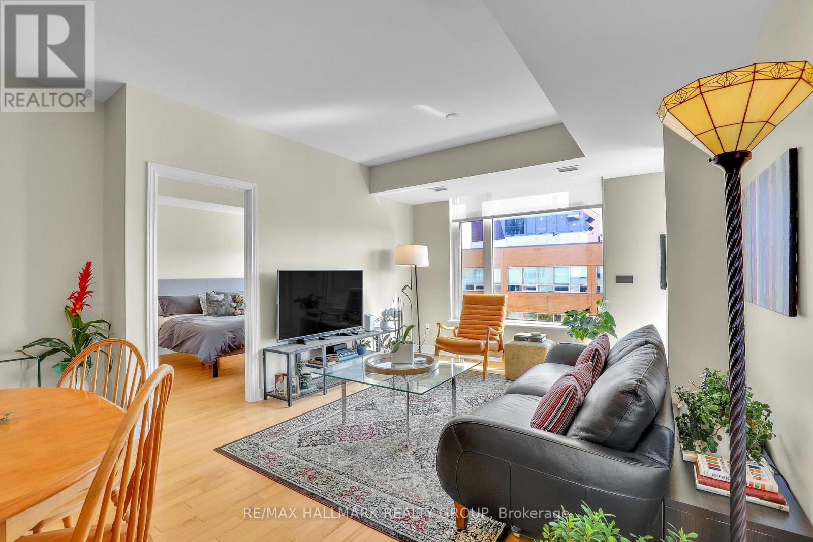 #411 575 BYRON AVENUE - 8