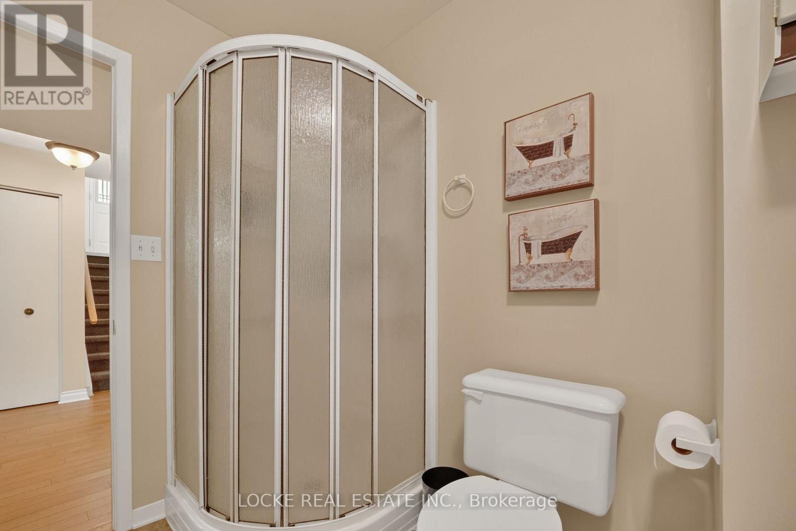 126 JUNIPER STREET - 32