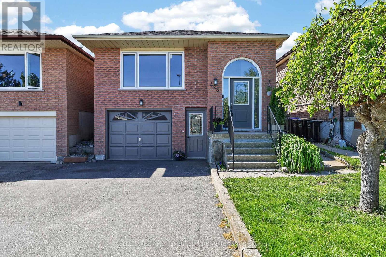 423 BRITANNIA AVENUE - 1