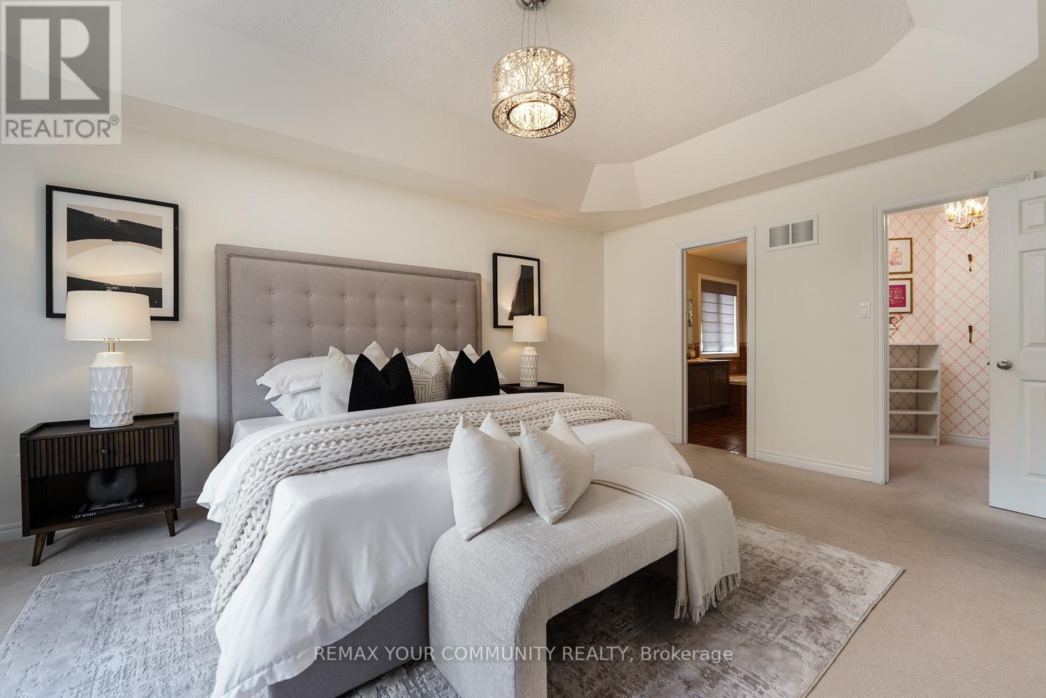 37 HERON HOLLOW AVENUE - 31