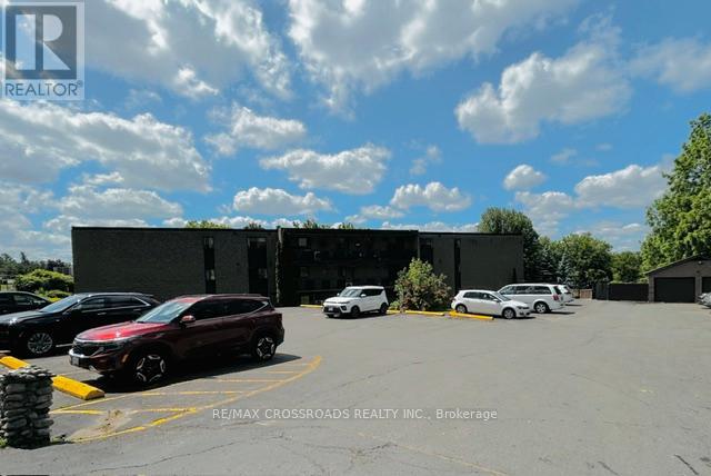 #106 74 THE QUEENSWAY SOUTH ROAD - 25