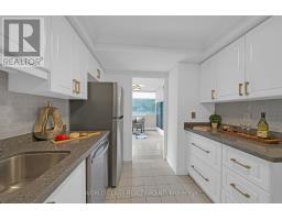 201 - 40 Harding Boulevard, Richmond Hill, ON L4C9S5 Photo 16
