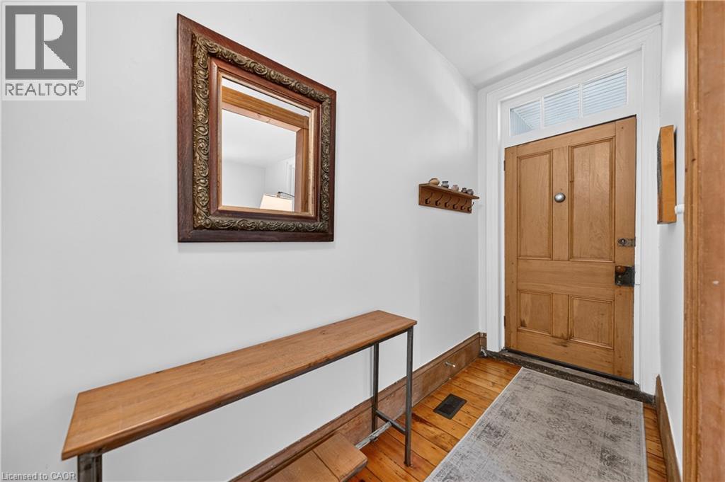 22 SOPHIA Street - 10
