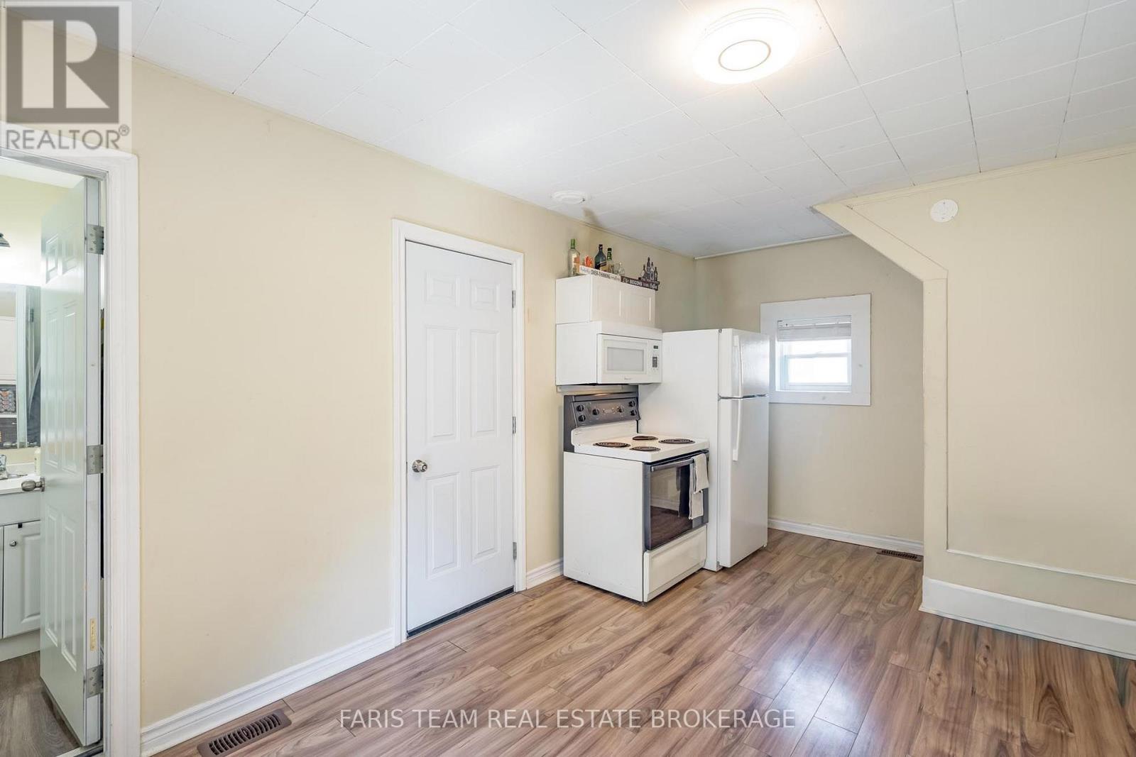 275 GILL STREET - 7