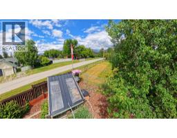 1768 Victoria Avenue, Windermere, BC V0B2L2 Photo 30